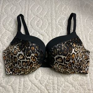 Victoria’s Secret cheetah print bra size 34D